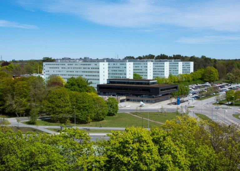 Vy över campus Frescati från Kräftriket.
