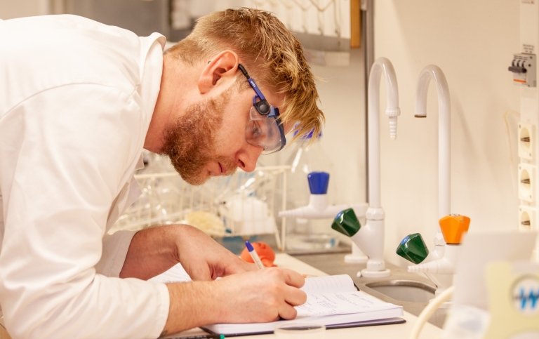 Master's Programme in Analytical Chemistry - Stockholm University
