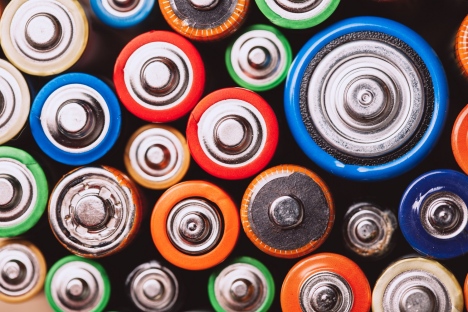 Batterier. Foto: Paninastock Mostphotos