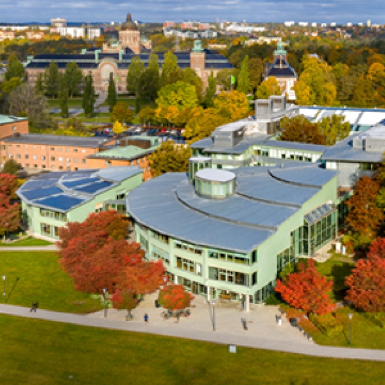 Air view of the geoscience buiilding at Stockholm University during the autumn