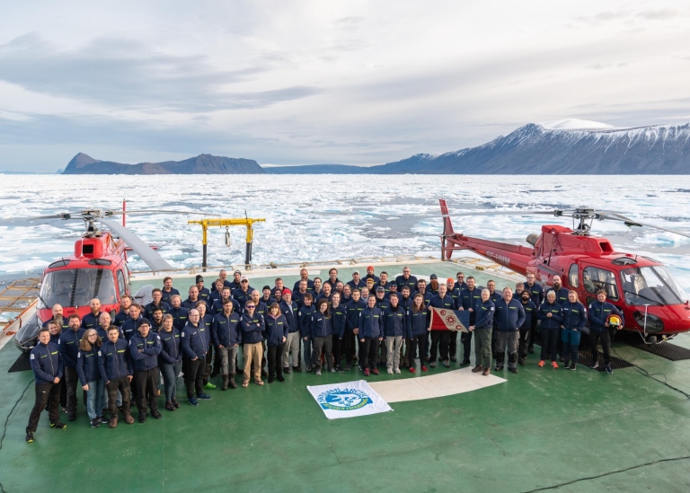 Ryder expedition group photo on icebreader Oden's deck. Photo: Lars Lehnert