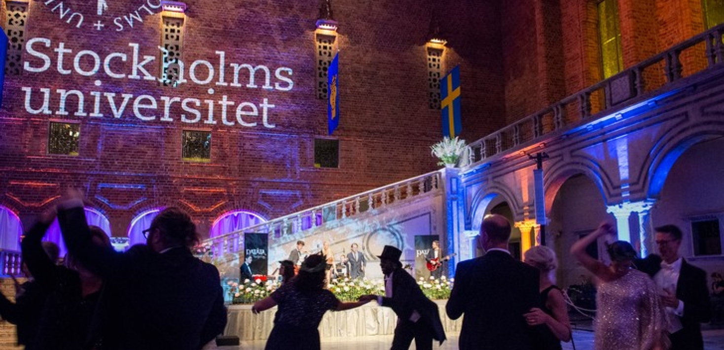 People dancing in the Blue Hall at Stockholm City Hall. Photo: Ingmarie Andersson