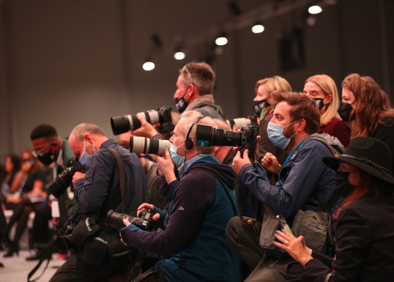Pressfotografer vid FN:s klimatmöte COP26 i Glasgow 9 november 2021. Foto: UNFCCC © Kiara Worth 2021