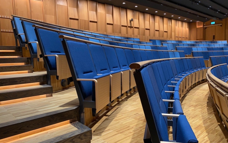 Auditorium in Albano (Hörsal 5).
