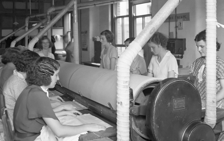 Kvinnliga fabriksarbetare