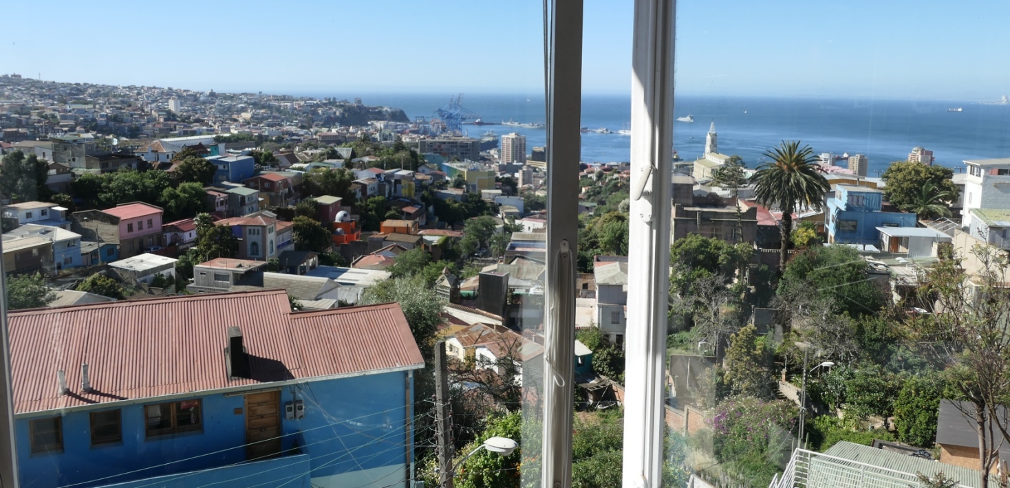 Vy över Valparaíso, Chile.