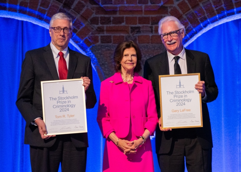 Tom R. Tyler and Gary LaFree, winners of the Stockholm Prize in Criminology 2024, with HRH the Queen