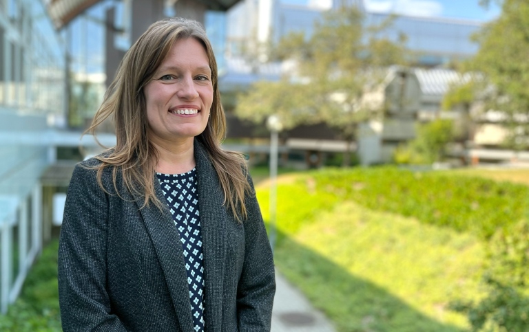 Portrait photo of Cassandra Engeman.